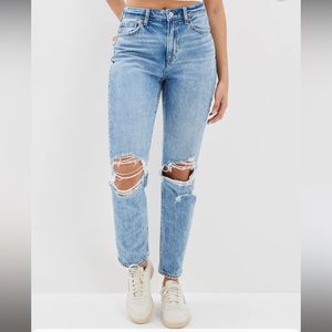 American Eagle Mom Jean